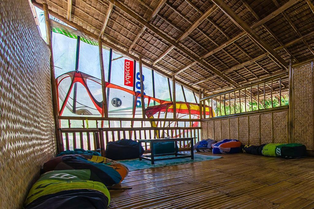 Jeepney Hostel And Kite Resort Balabag  Dış mekan fotoğraf