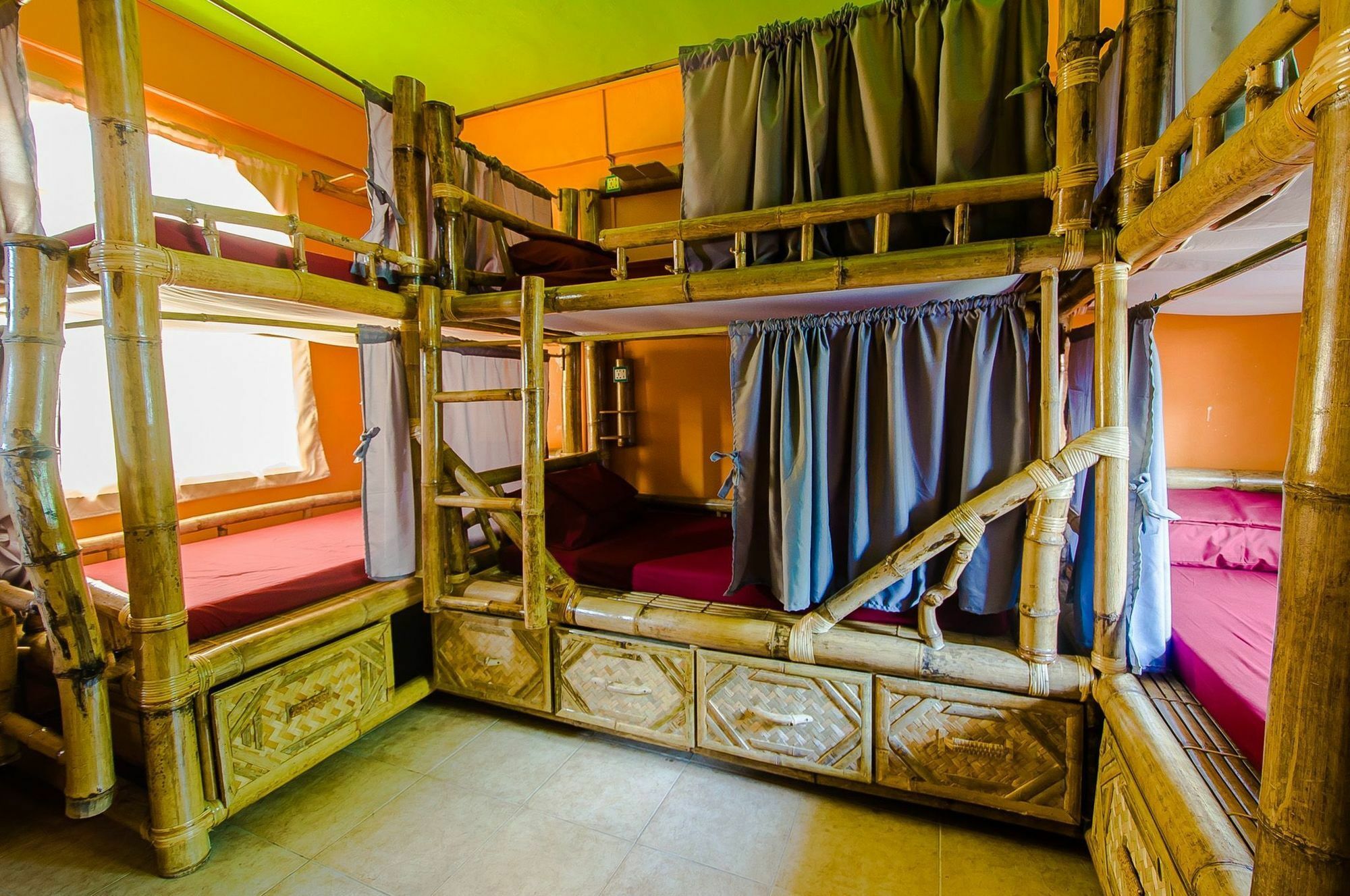 Jeepney Hostel And Kite Resort Balabag  Dış mekan fotoğraf